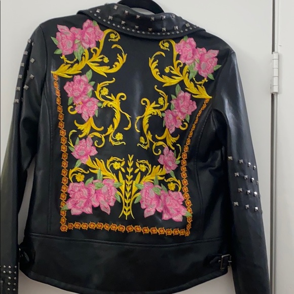 Silence & Noise Irinia Embroidered Jacket - Picture 5 of 8